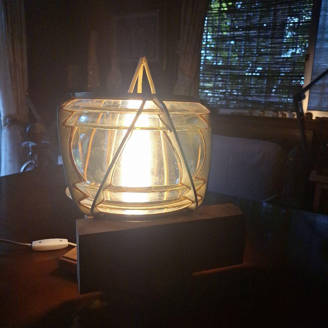 フレネルレンズ。不動光レンズ 径260㎜ 高185㎜ 重6㎏