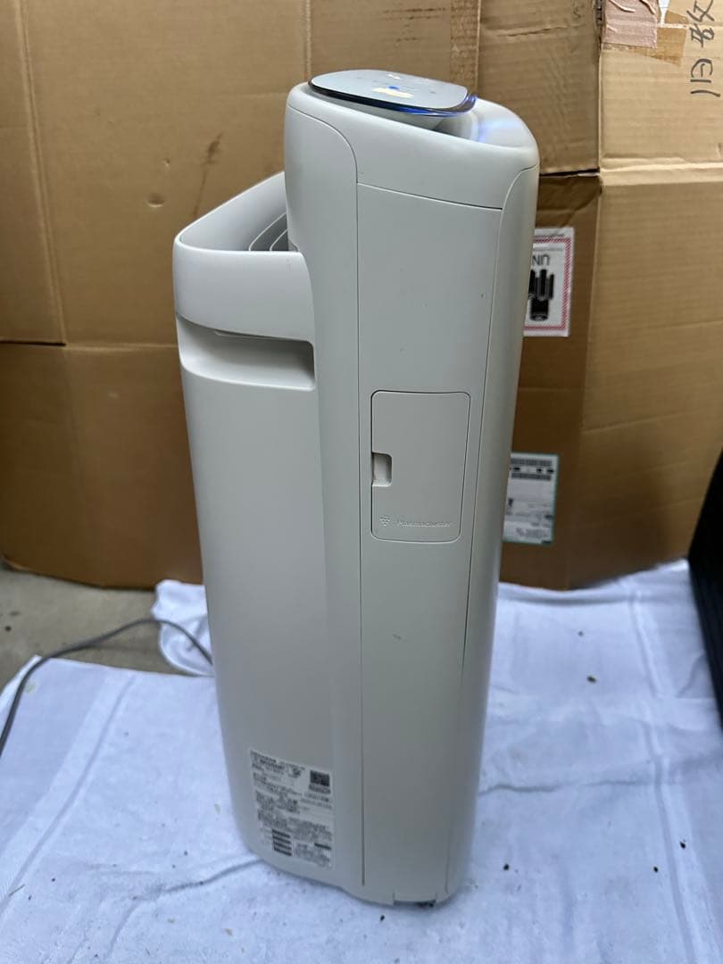 シャープ KI-PS50-W 加湿空気清浄機　2021年