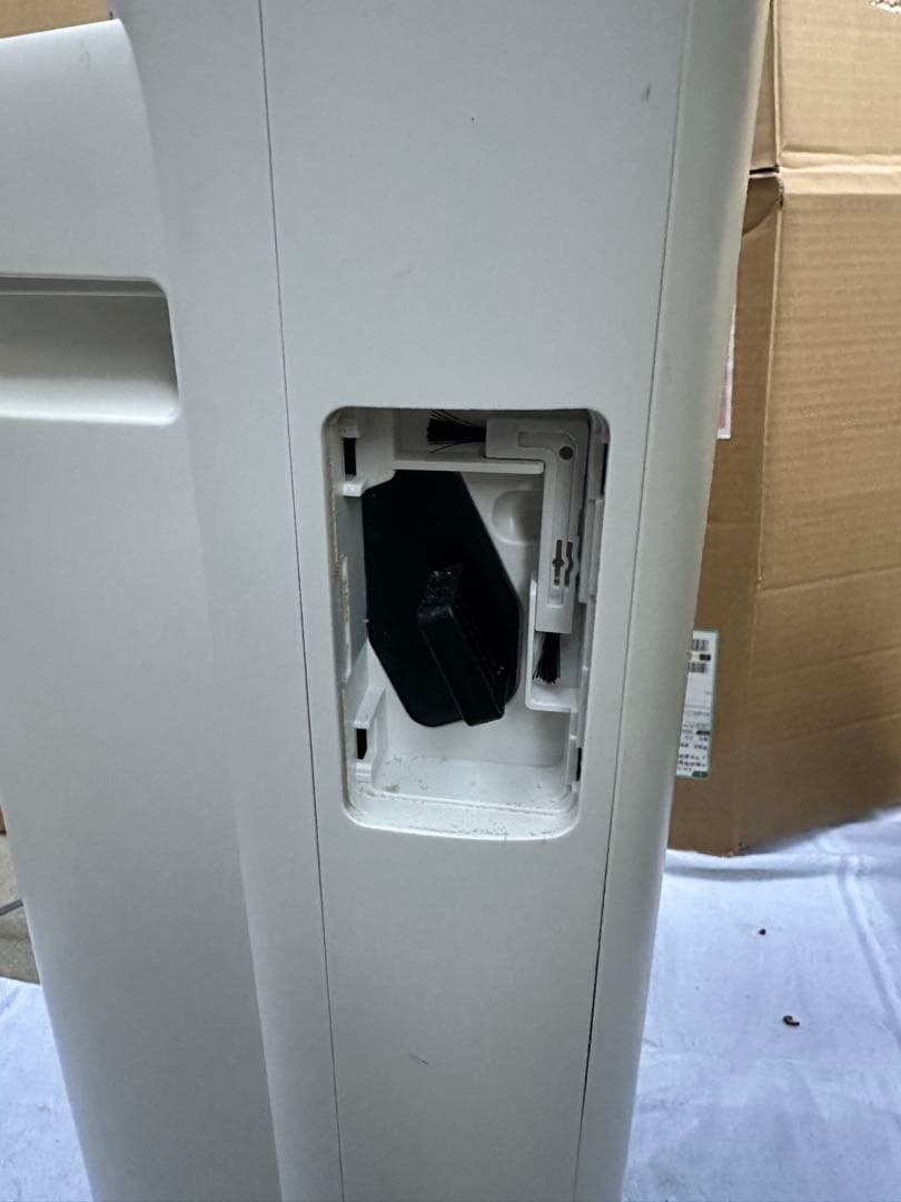 シャープ KI-PS50-W 加湿空気清浄機　2021年