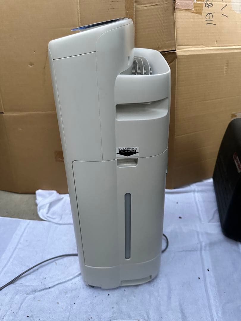 シャープ KI-PS50-W 加湿空気清浄機　2021年