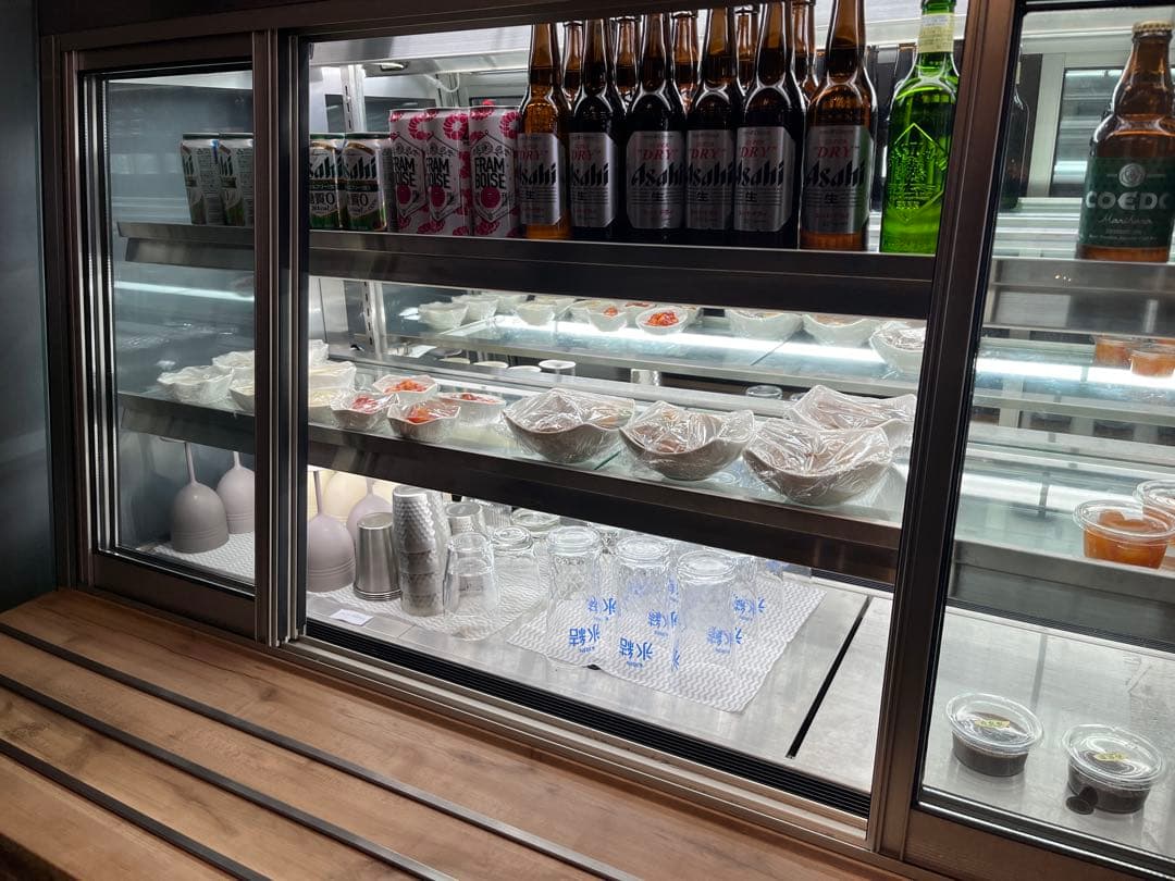 ※格安!!【3月まで期間限定】ガラス扉付き冷蔵ショーケース。ナチュラルウッド加工
