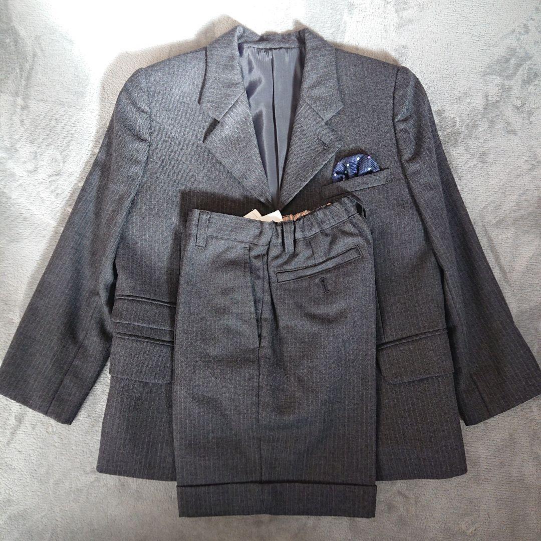 Burberry キッズグレー スーツ 120A