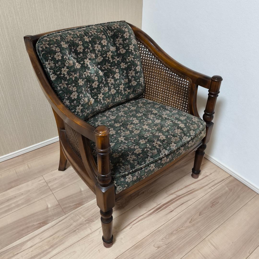 カリモク　コロニアル　一人掛けソファ　シングルソファ