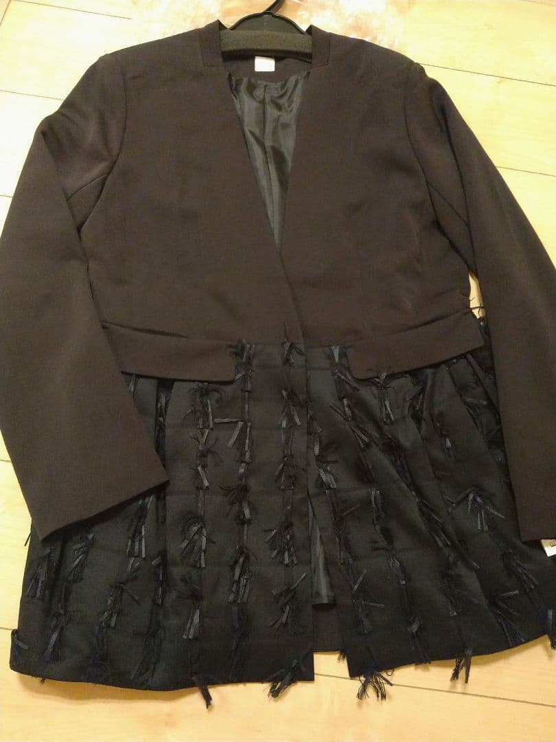 フリンジ付きノーカラージャケット ブラック