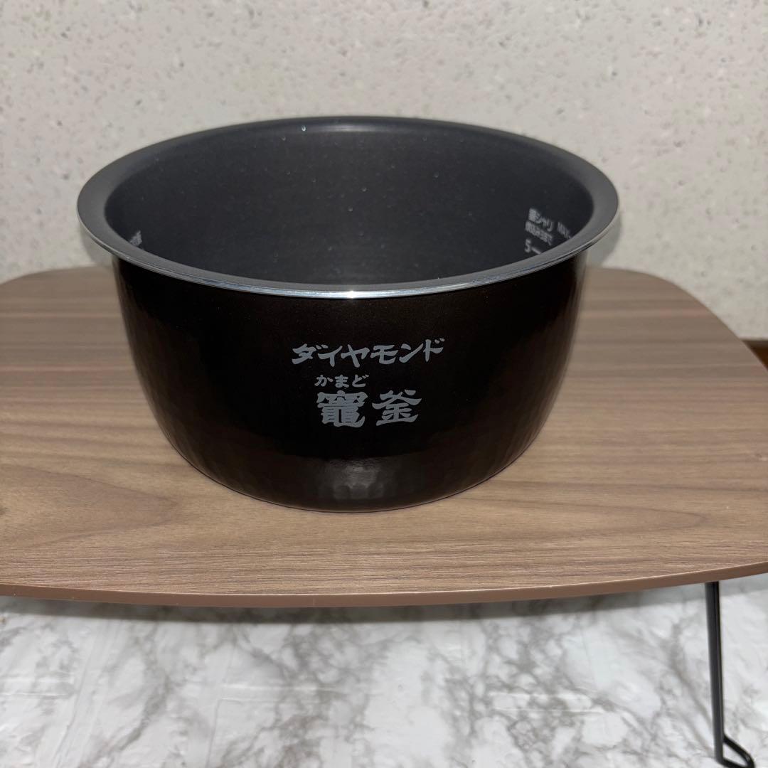 【2022年製】Panasonic圧力IHジャー炊飯器　SR-NA102