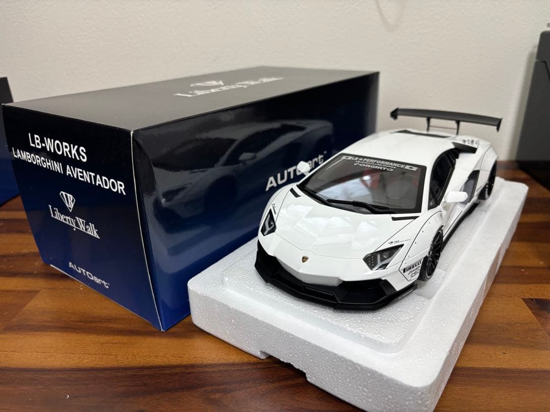 ☆AUTO art☆ランボルギーニ LB−WORKS 1/18 2台セット＋α