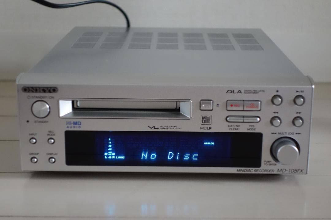 電源入りました Hi-MD/MDLP MDデッキ MD-105FX ONKYO