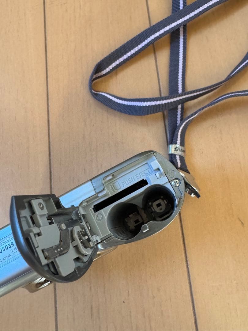 デジタルカメラ Canon PowerShot A1100 IS