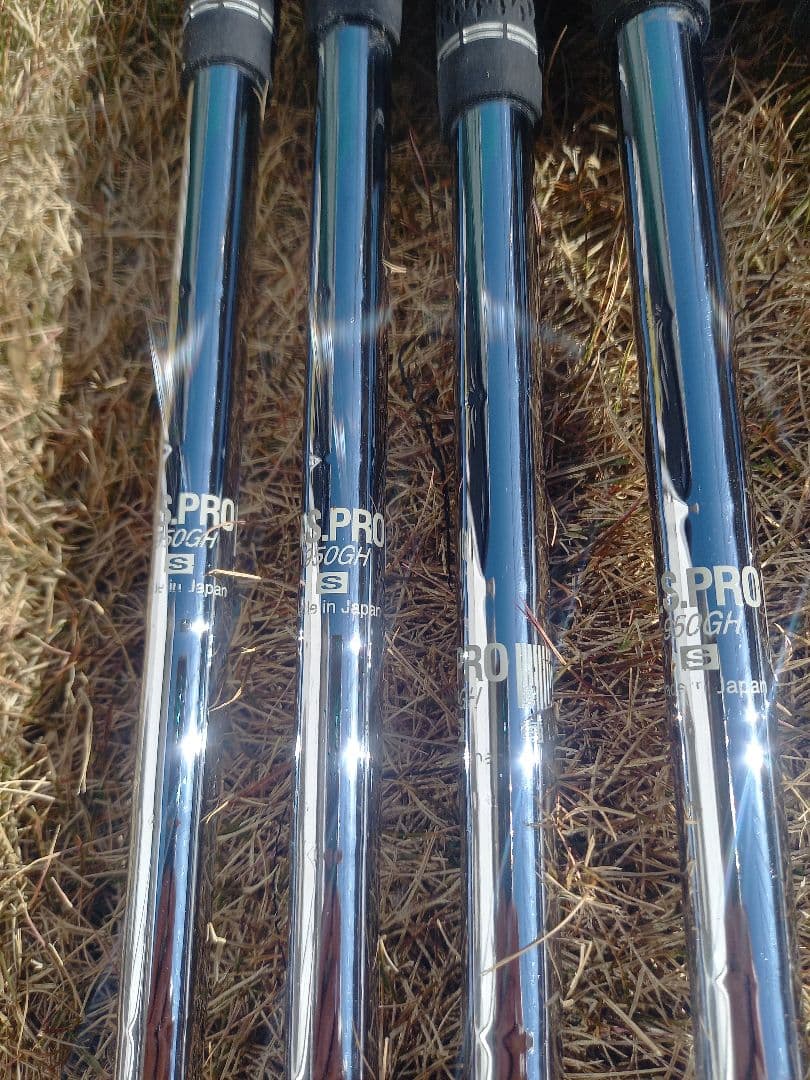 タイトリスト　アイアンセット　７１２　AP2　６本