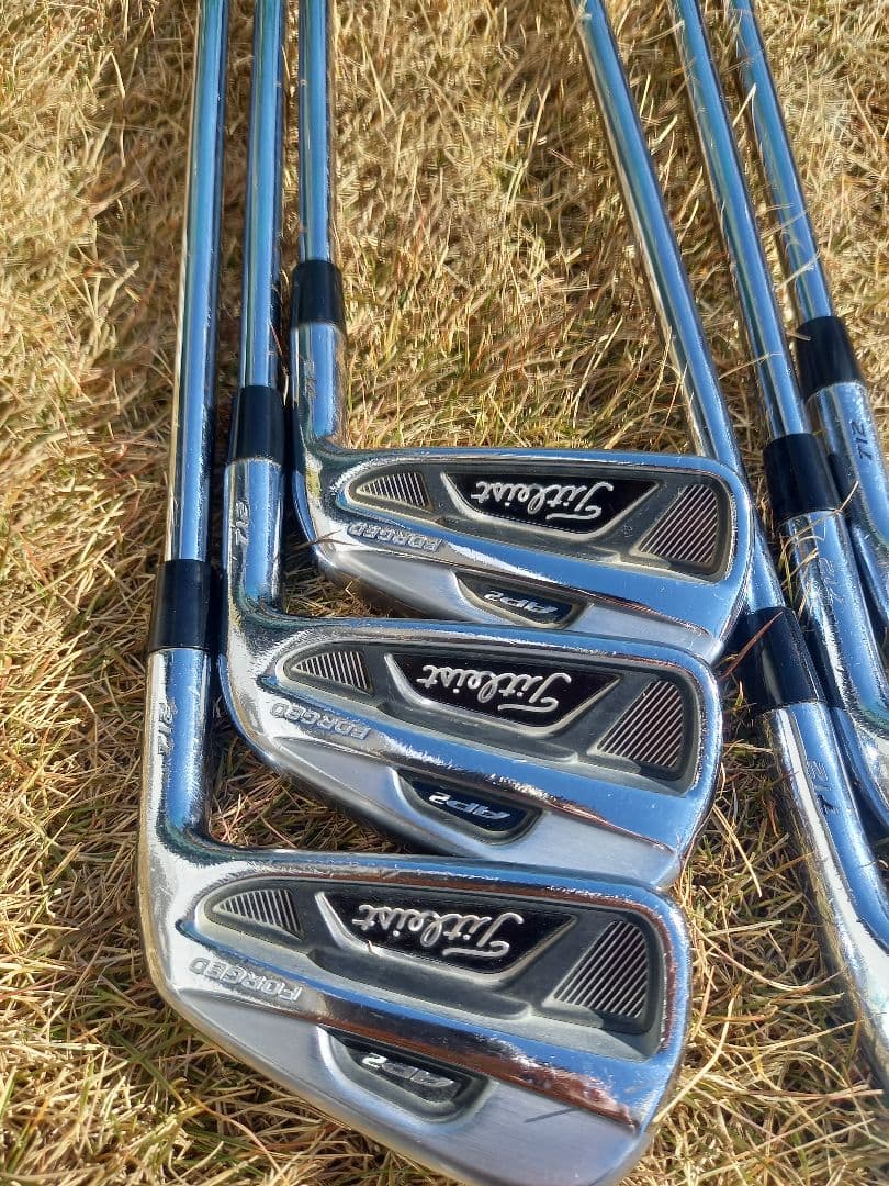 タイトリスト　アイアンセット　７１２　AP2　６本