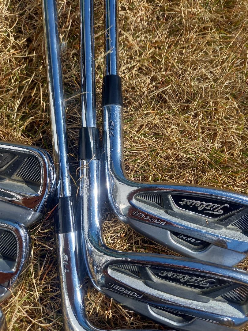 タイトリスト　アイアンセット　７１２　AP2　６本