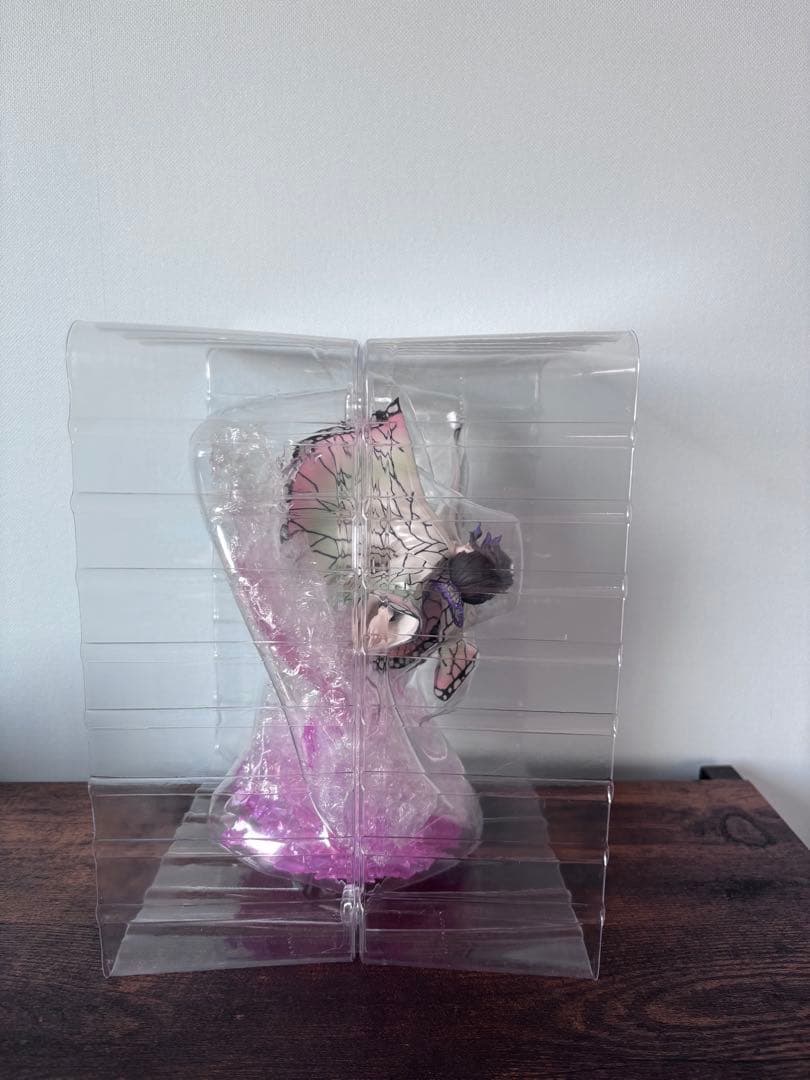 鬼滅の刃 胡蝶しのぶ 1/8スケールフィギュア