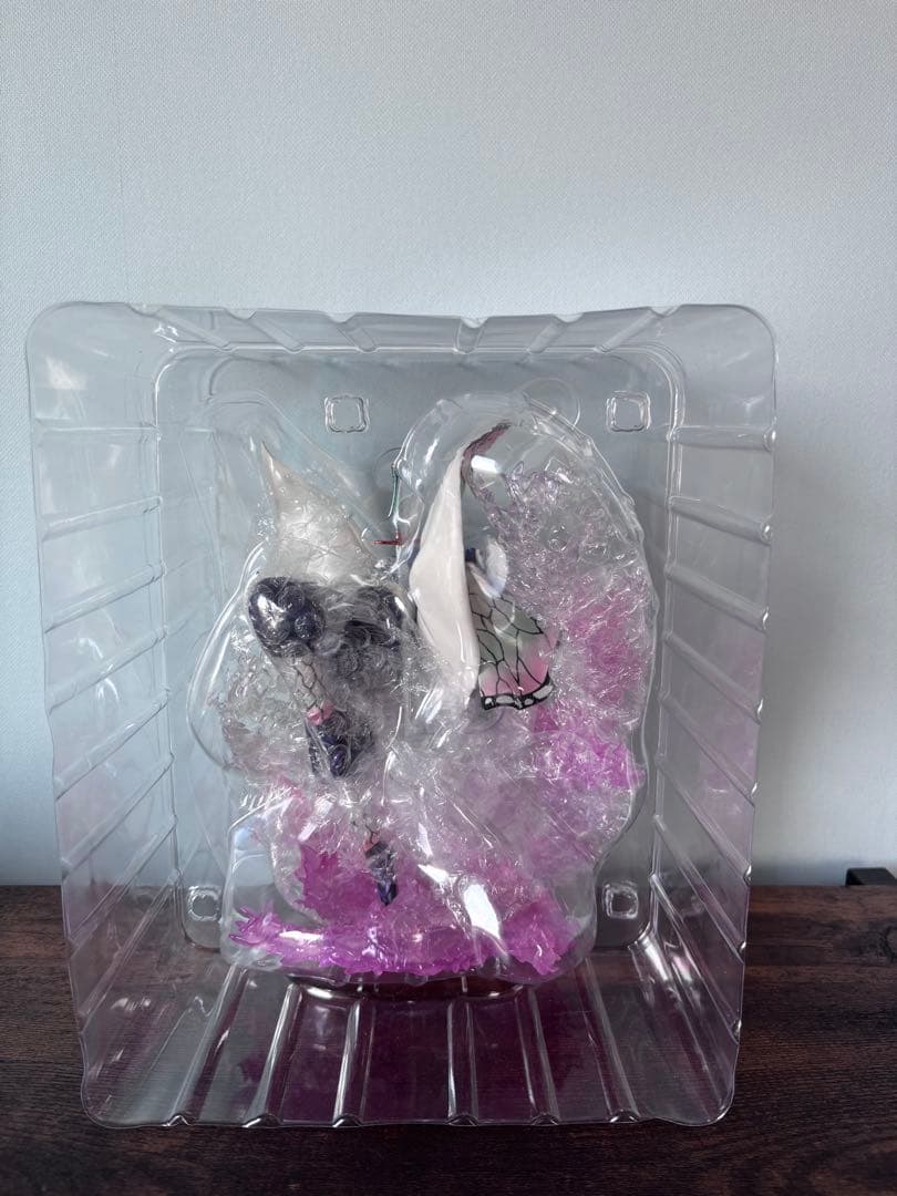 鬼滅の刃 胡蝶しのぶ 1/8スケールフィギュア