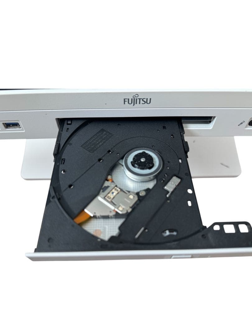 富士通一体型PC✨第7世代❗️corei5✨SSD搭載✨メモリ8GB❗️