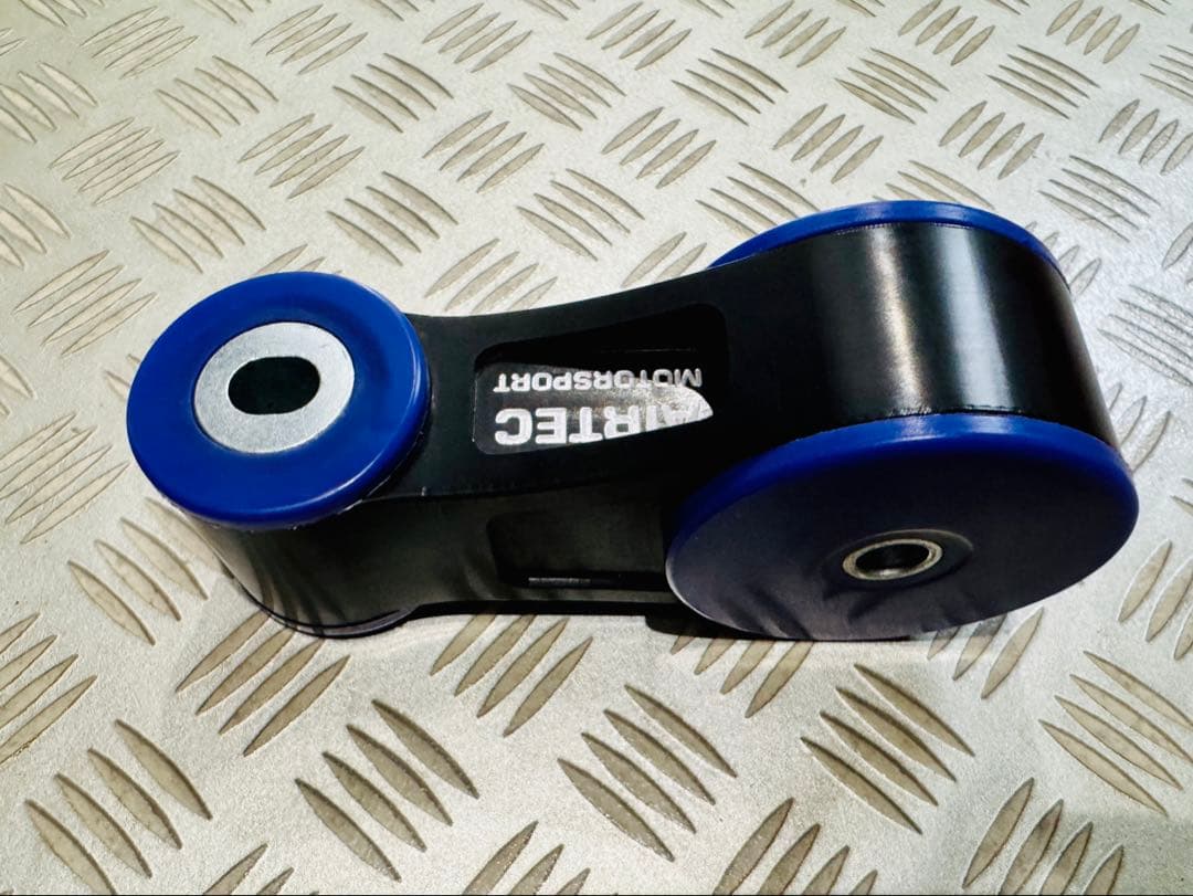 AIRTEC エアテック エンジンアッパーマウント メガーヌ4RS