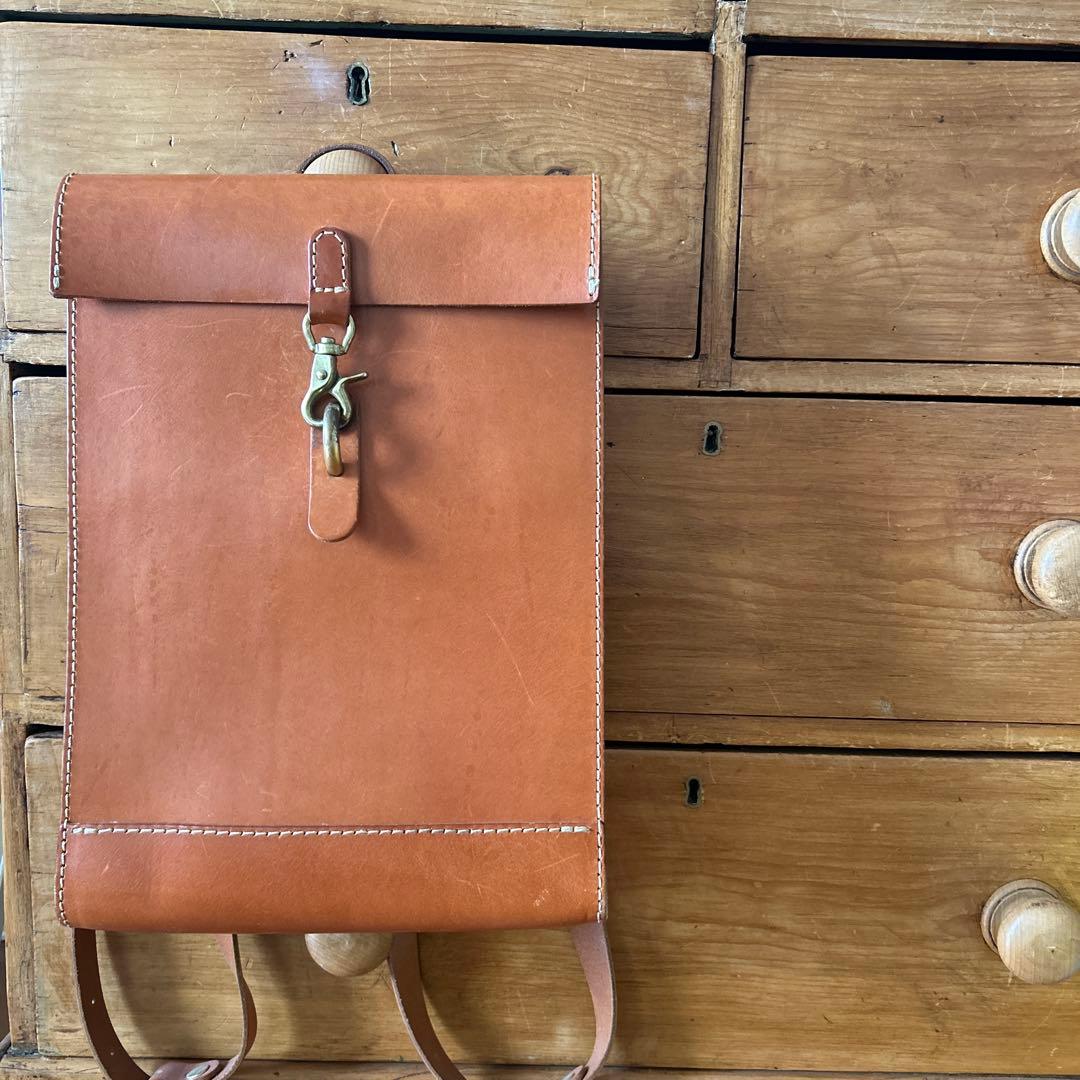 HERZ レザーリュック　ブラウン