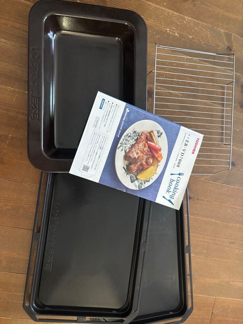 東芝 オーブンレンジ 30L 石窯ドーム ER-VD7000 白　訳あり