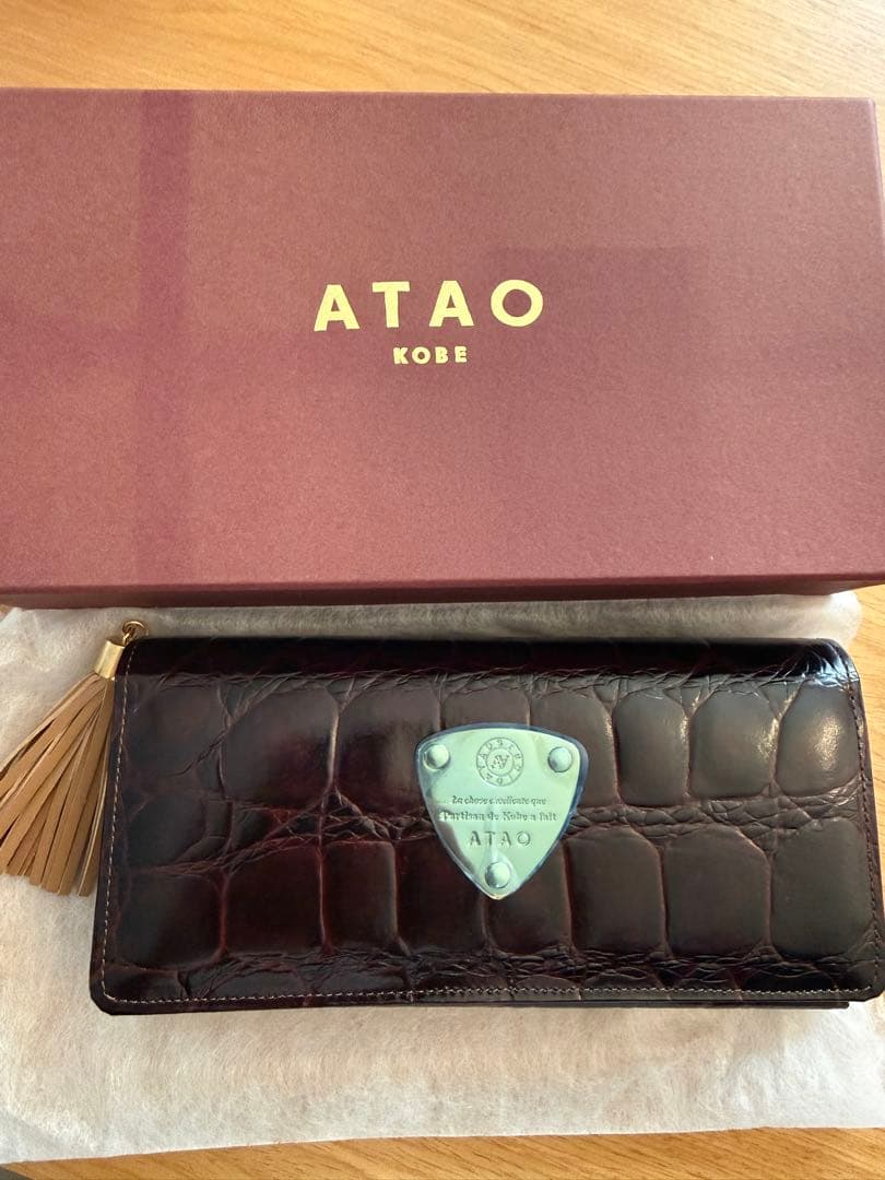 アタオ　ギャルソンタイプ　長財布