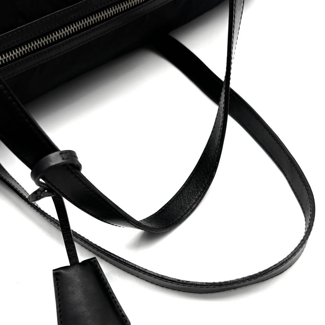 極美品 プラダ トートバッグ ボストンバッグ 三角ロゴ 白タグ 南京錠 鍵付 黒