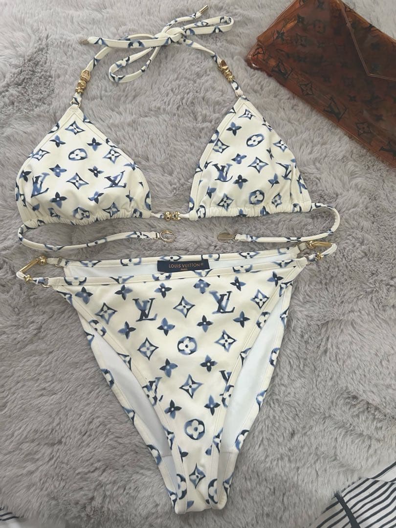 ルイヴィトン アクアレル モノグラム ビキニトップ36 新作ビキニ半額以下！！
