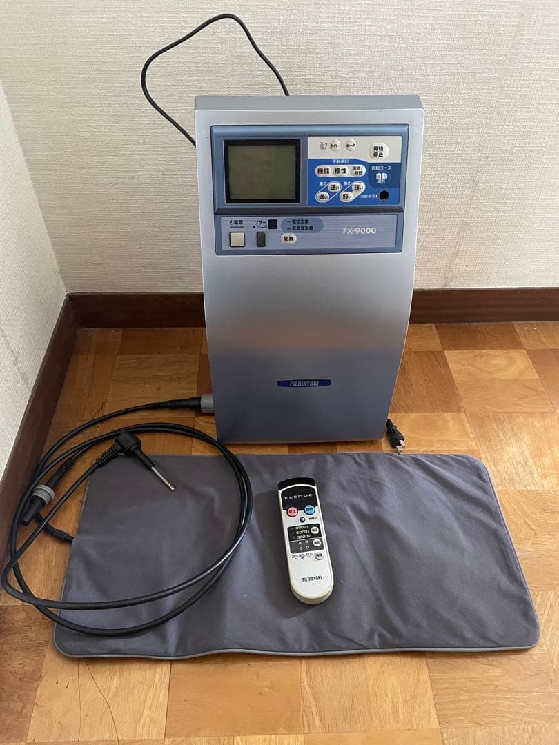 FX-9000 本体とマット