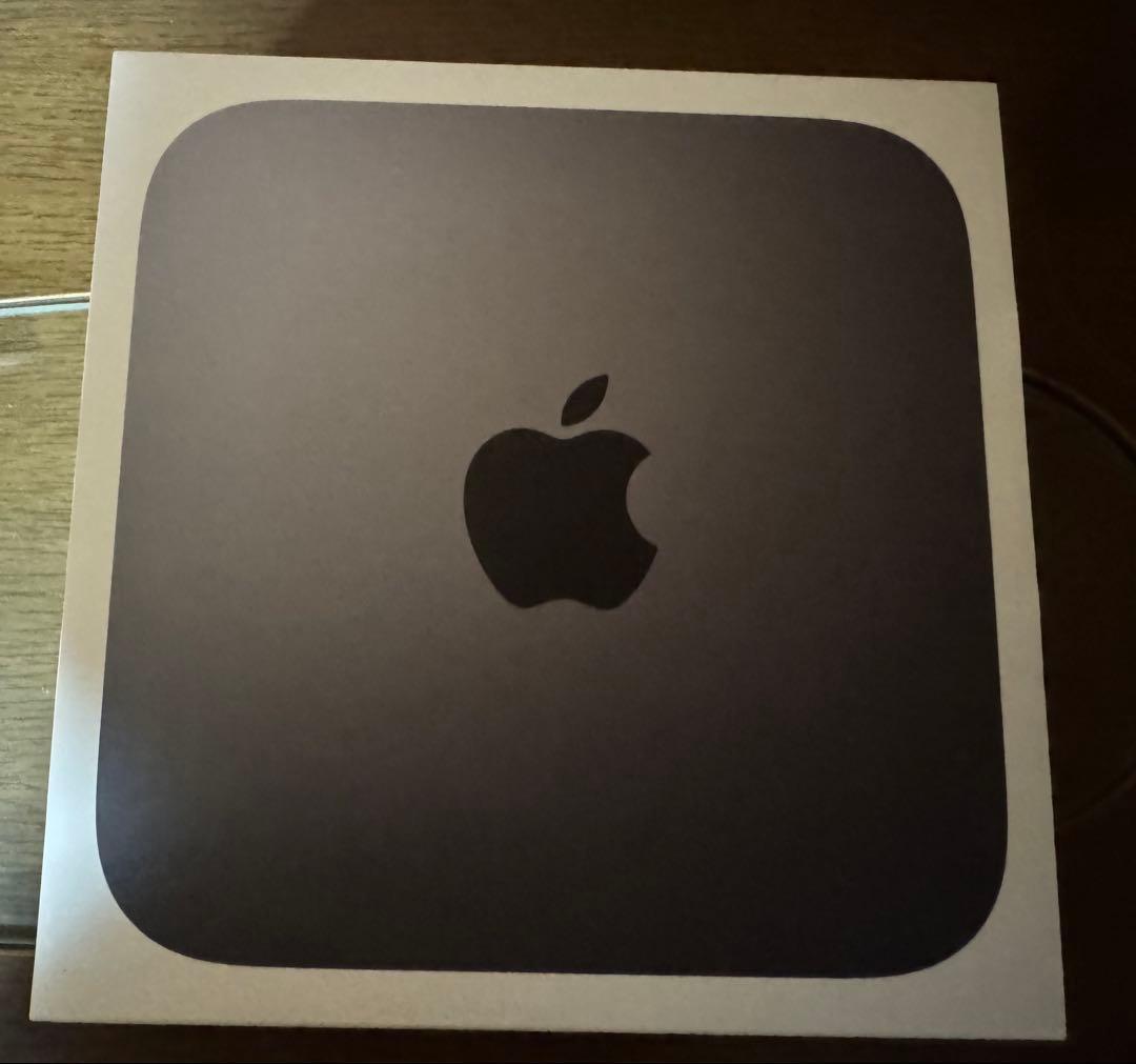 美品Apple Mac mini （Core i3 / 8GB / 128GB）