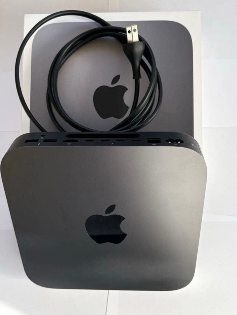 美品Apple Mac mini （Core i3 / 8GB / 128GB）