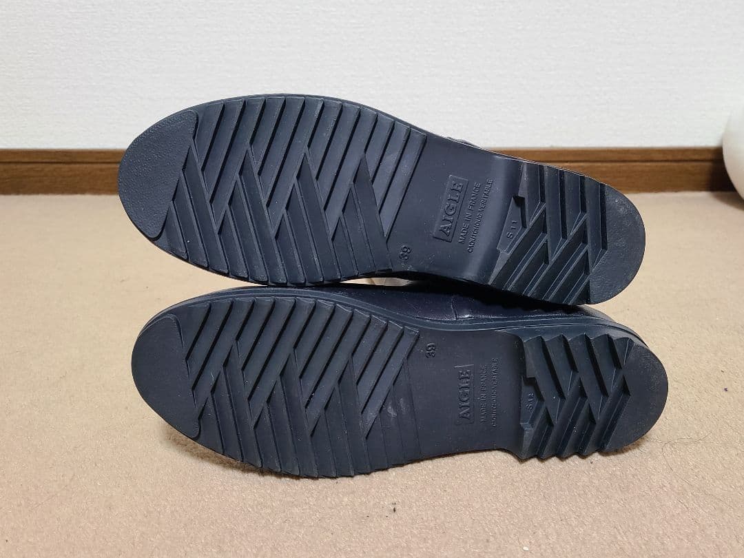 AIGLE　レインブーツ黒　レディース　サイズ39(24.5cm相当)