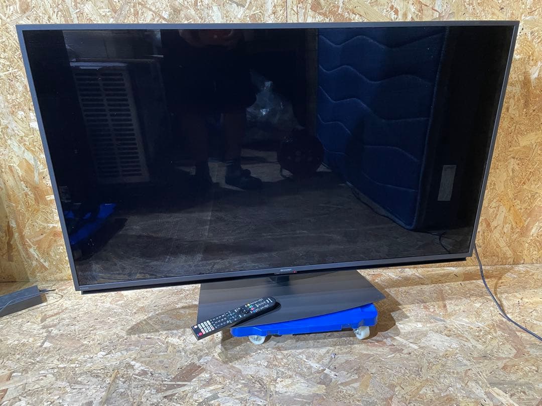 シャープ AQUOS 50インチ液晶テレビ 2021年 1077401013