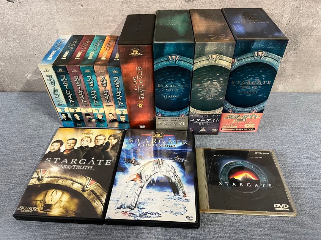 ☆スターゲイト SG-1 DVD シーズン1〜10 コンプリートBOX セット