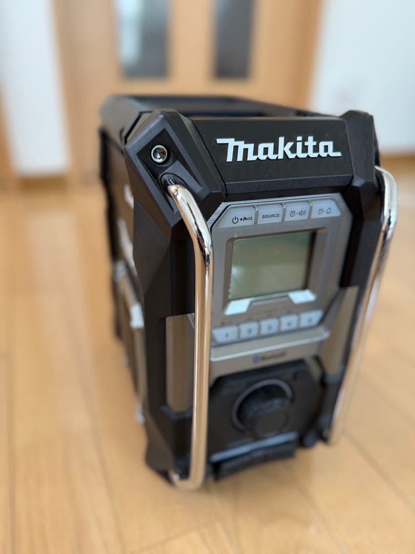 h*e様 マキタ（makita） 充電式ラジオ 黒[MR002GZB