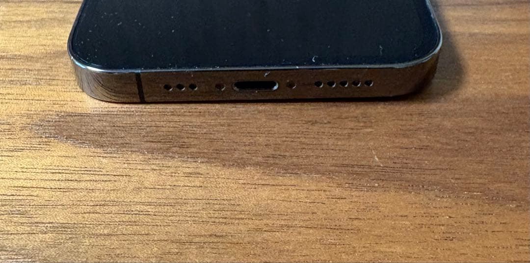 優 　iPhone13Pro グラファイト　128GB