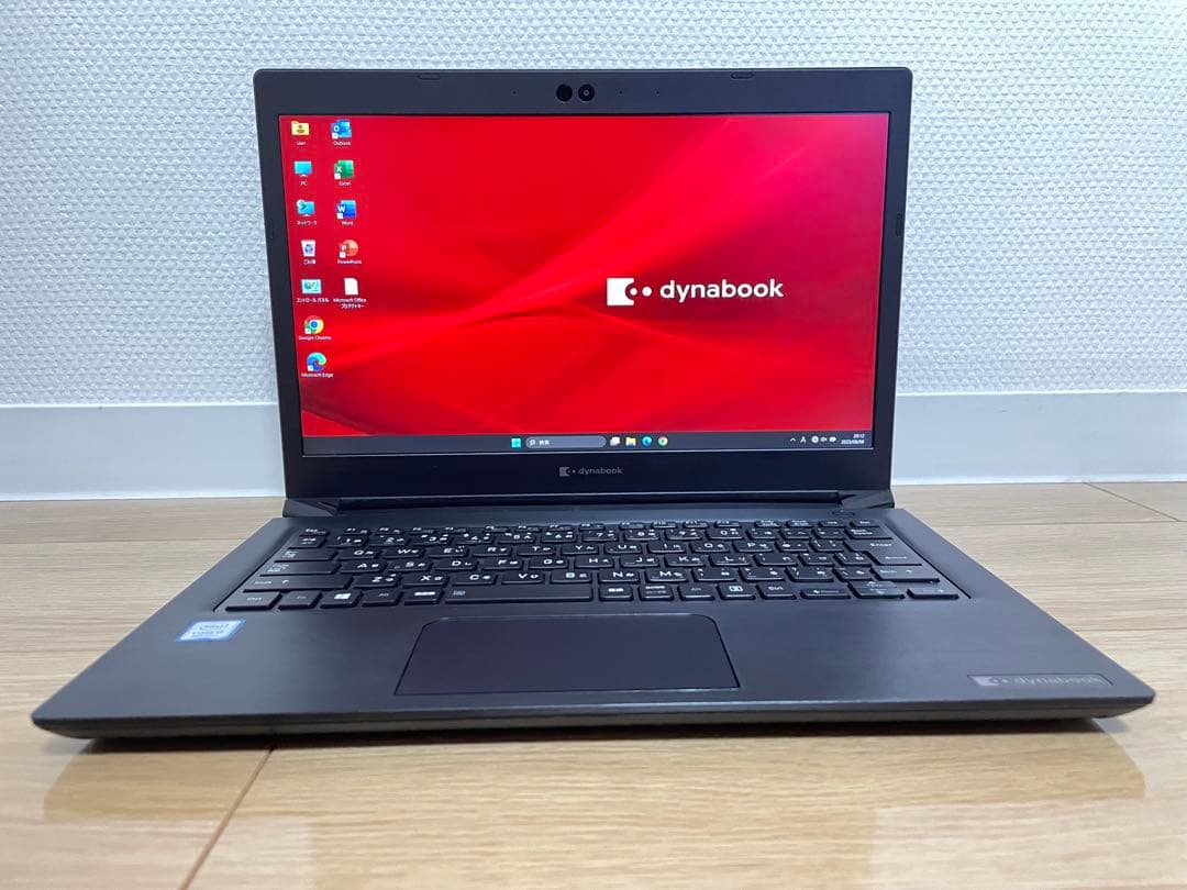 東芝 Dynabook FHD液晶 Core i5-8250U SSD256GB