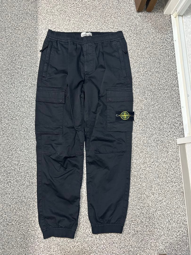 STONE  ストーンアイランド ブラックカーゴパンツ W31