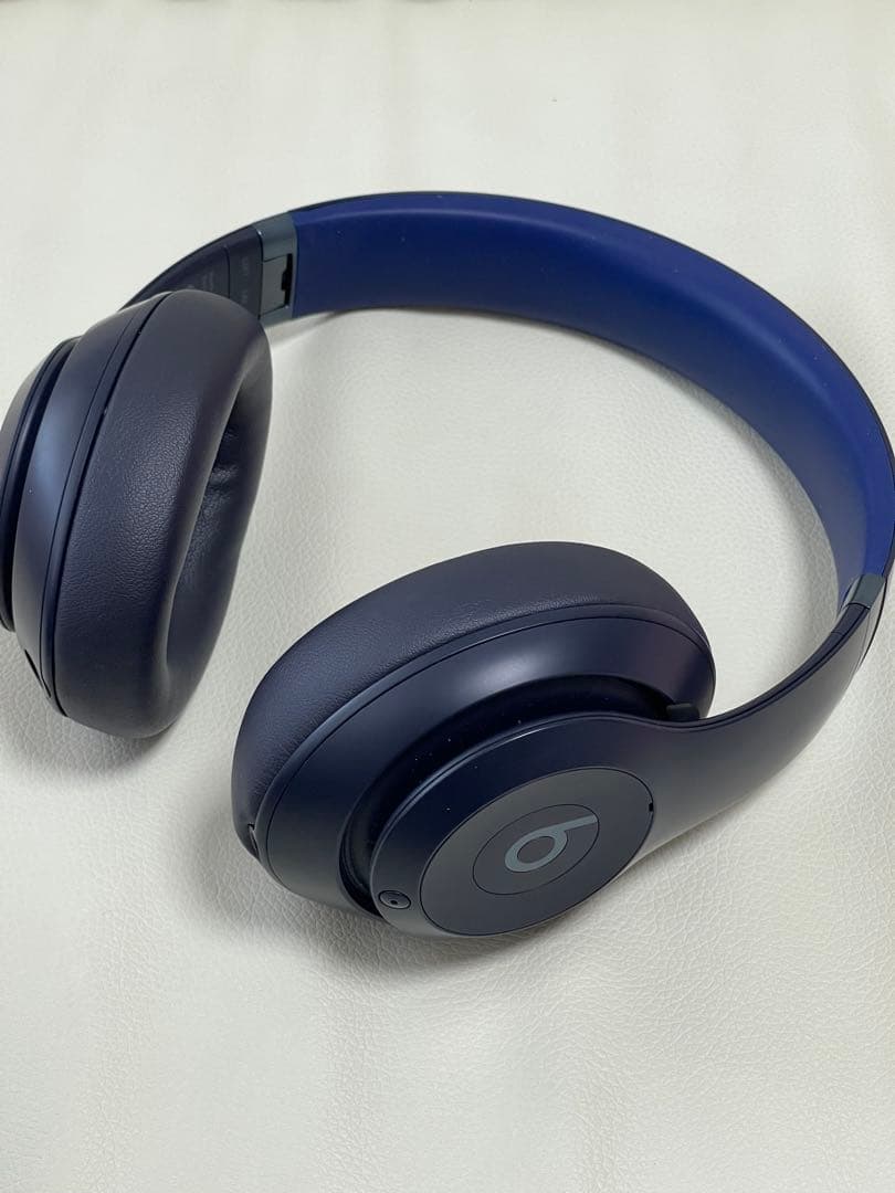 Beats Studio Pro ネイビー