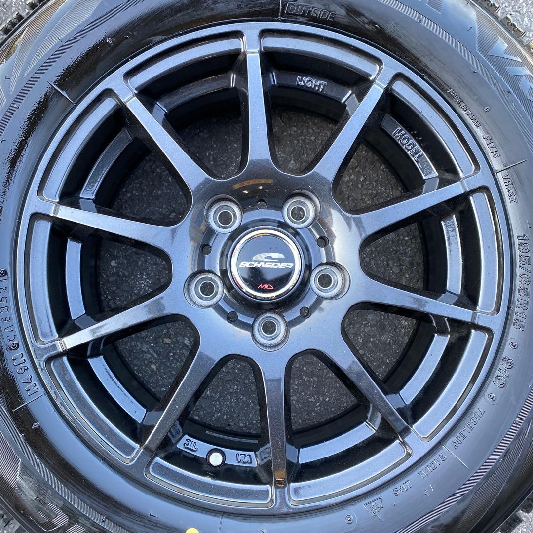 中古バリ溝ブリヂストンスタッドレスセット195/65R15 セレナ