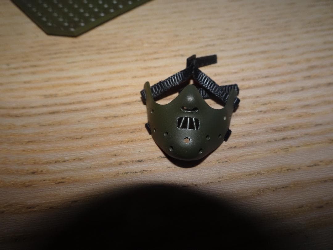 1/6スケールのメタルバウンドカーとハンニバルのマスクタイプのホットトイズ