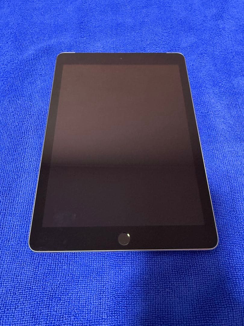 【美品】iPad (第6世代) Cellular SIMフリー