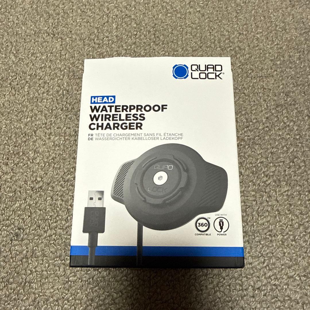 クアッドロック　ワイヤレス充電器