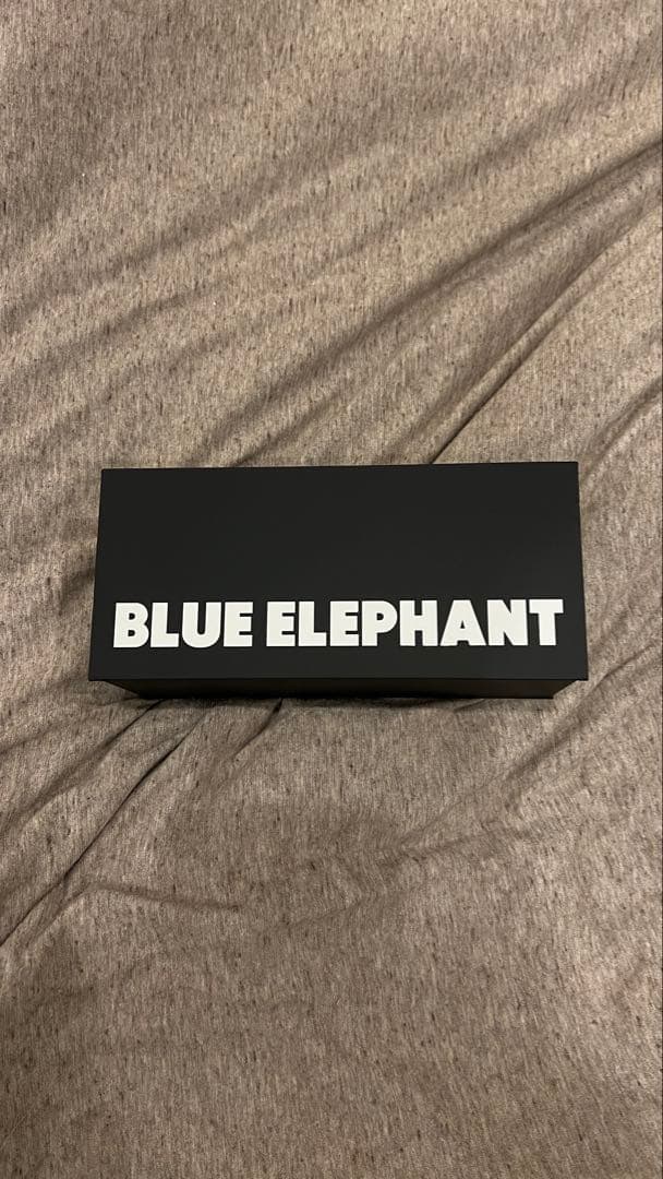 ブルーエレファント　DEVON black