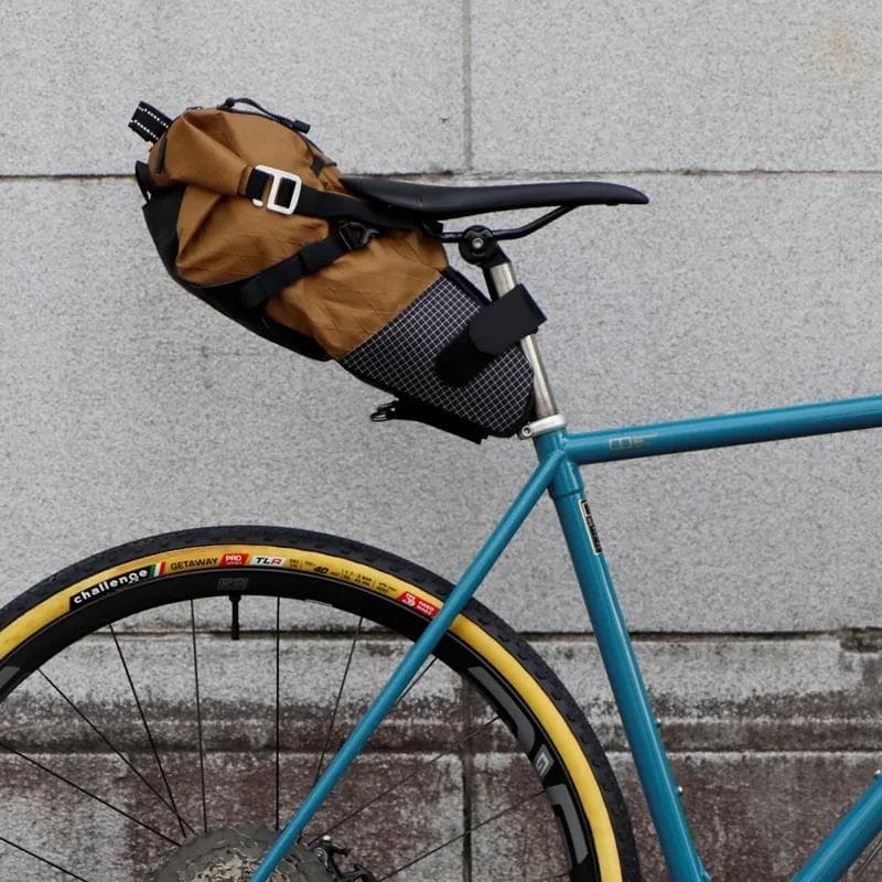 ロウロウマウンテンワークス サドルバッグBike'n Hike Post Bag