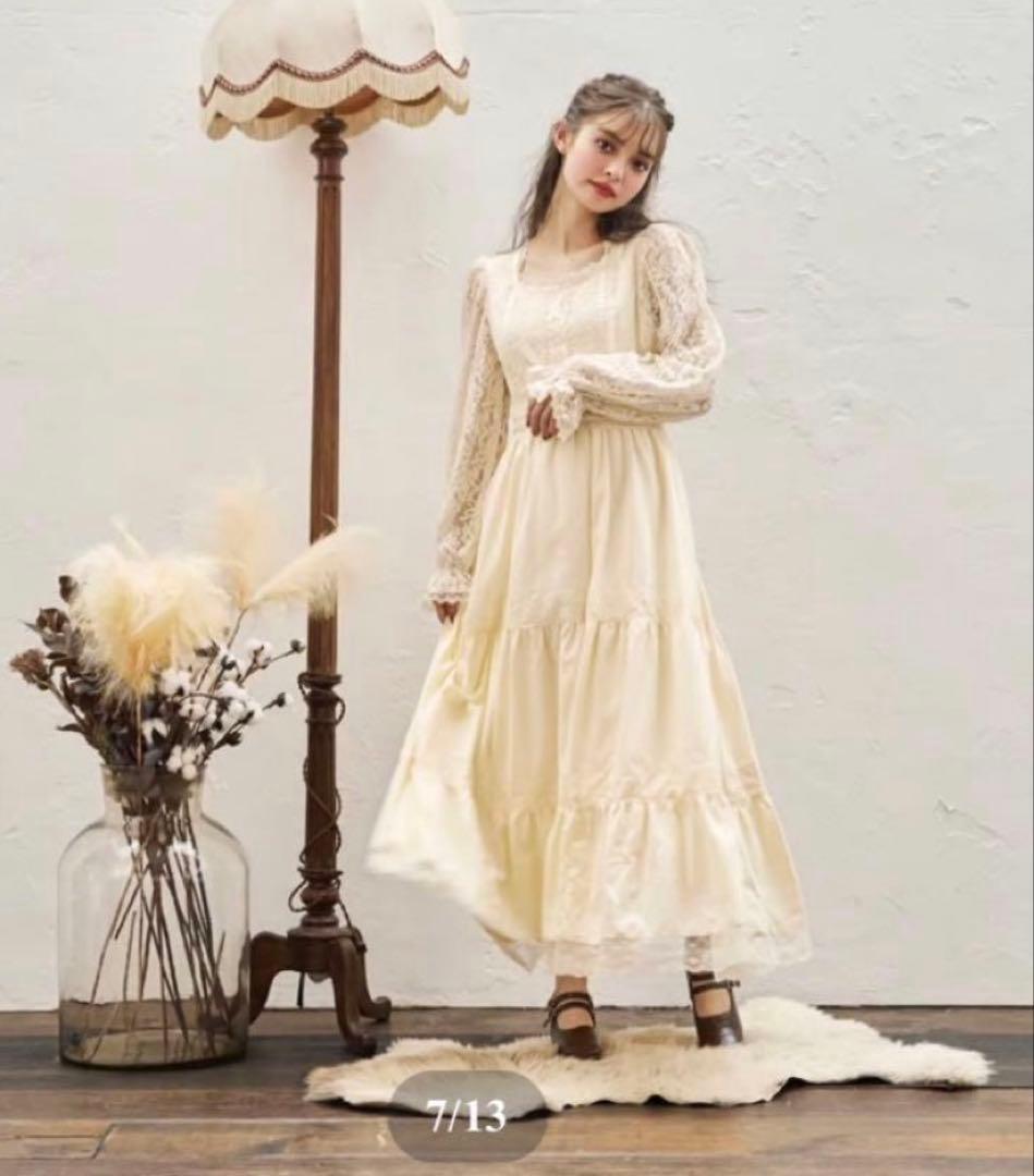 TreatÜrself special Vintage dress