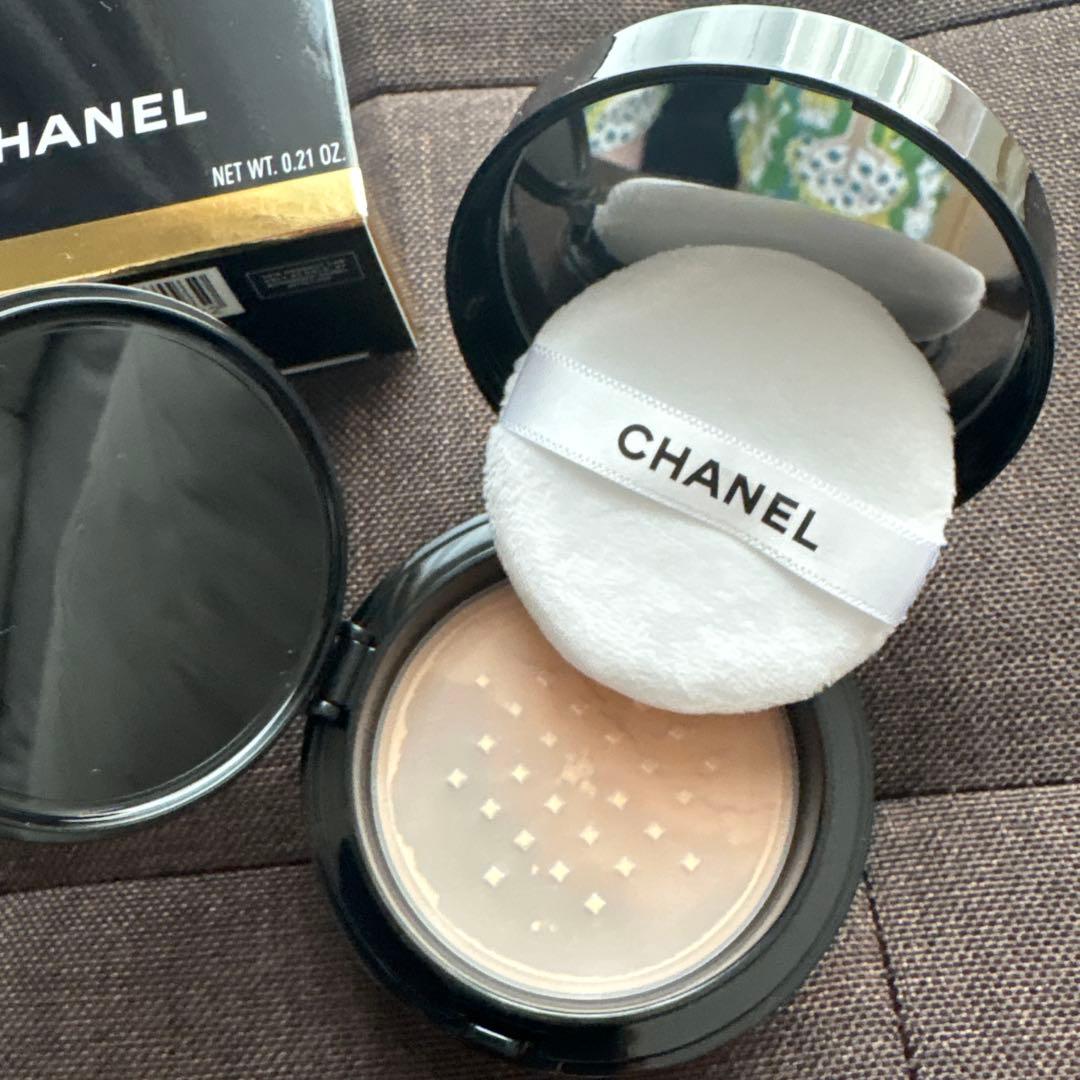 専用出品　　　　シャネル　プードゥル ユニヴェルセル リーブル オン-ザ-ゴー