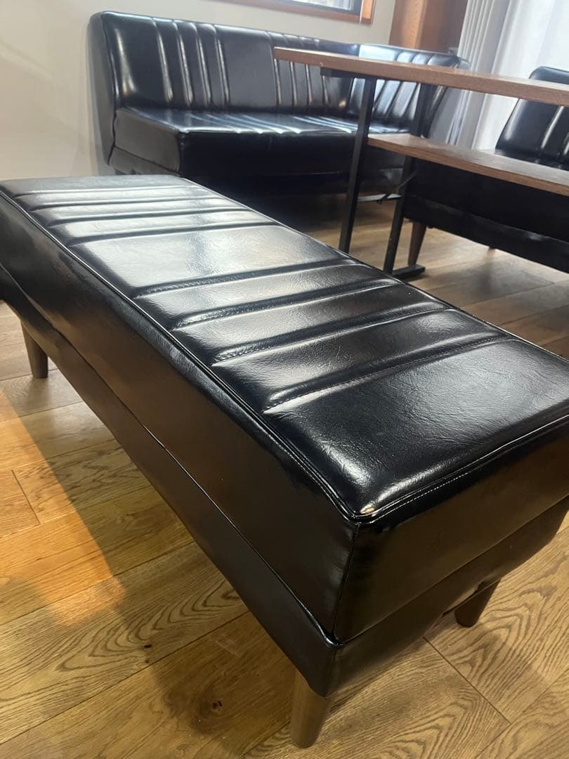 you様、ベンチ　ソファー1点目