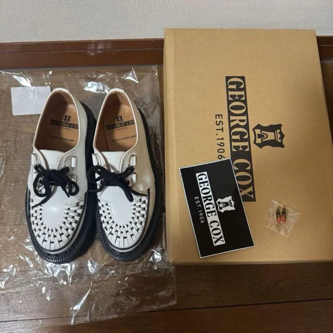 E COX ホワイトレザー ローファー　サイズ4