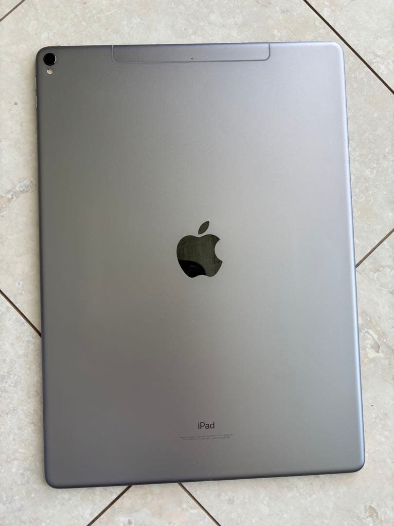 iPad Pro 12.9インチ 第2世代 スペースグレー64GB 最初値下げ！