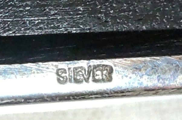 SILVER 銀製 煙草入 新品 宝石箱　正広刻　三越製　菊　草花図