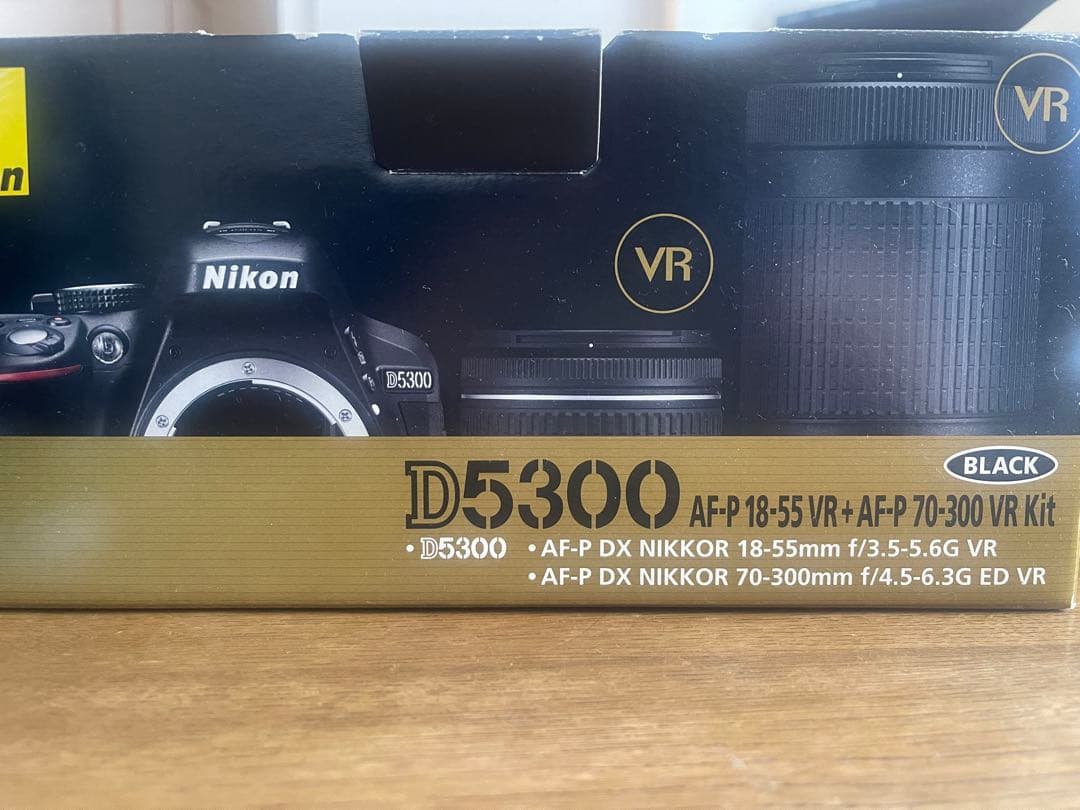 Nikon D5300 一眼レフカメラ + レンズ