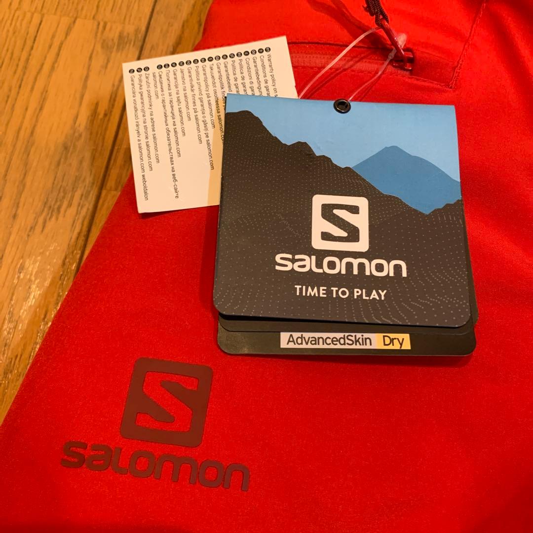 Salomon スキーウェア 赤 Sサイズ　未使用