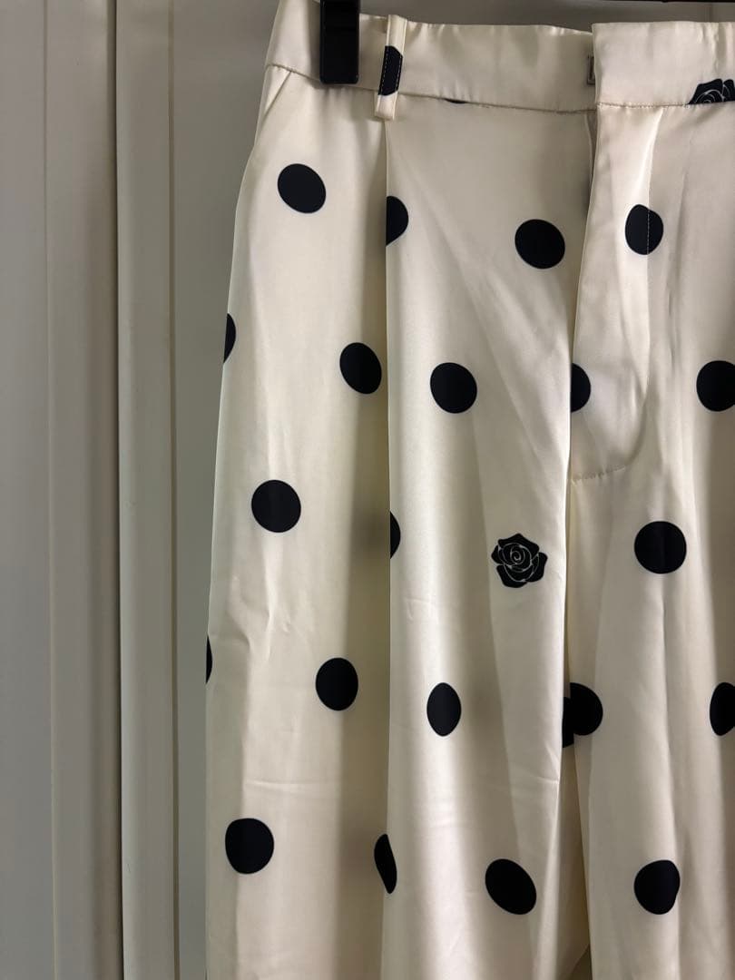 VIVIANO ドットパンツ